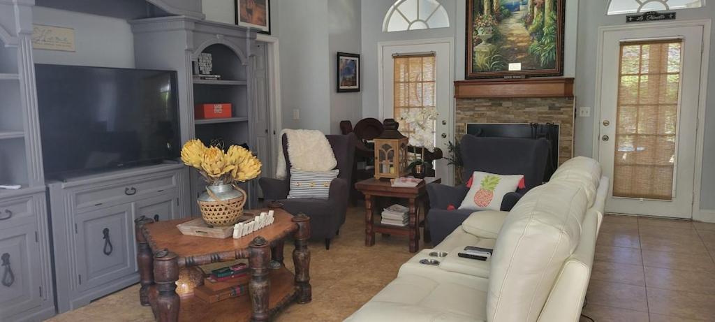 קלרמונט Charming Country Retreat Home מראה חיצוני תמונה